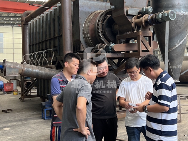 台湾客户参观宅男在线小视频机械垃圾宅男视频在线免费观看机制造现场