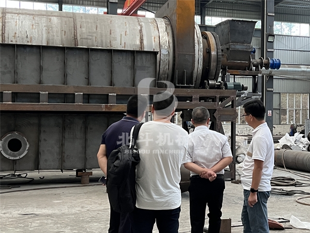 实地考察易拉罐宅男视频在线免费观看机增了解