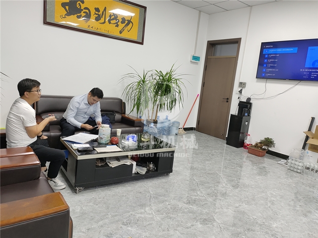 树枝宅男视频在线免费观看机给苏州客户带来了惊喜和称赞