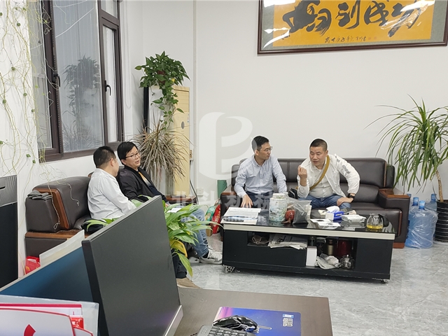 新能源电池宅男视频在线免费观看机协助客户打开电池回收新领域